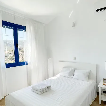 Gorgeous Private With Sea View! Villa Batsi (Andros)